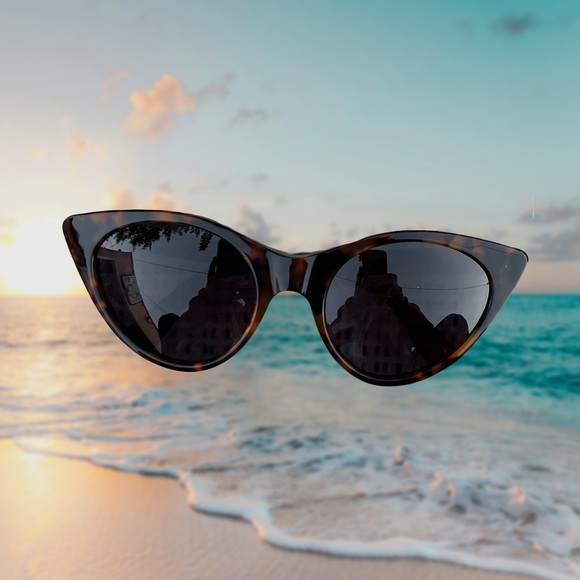 Opening Ceremony Cateyes Tortoise Shell Sunglasses WA02PS - Picture 13 of 13